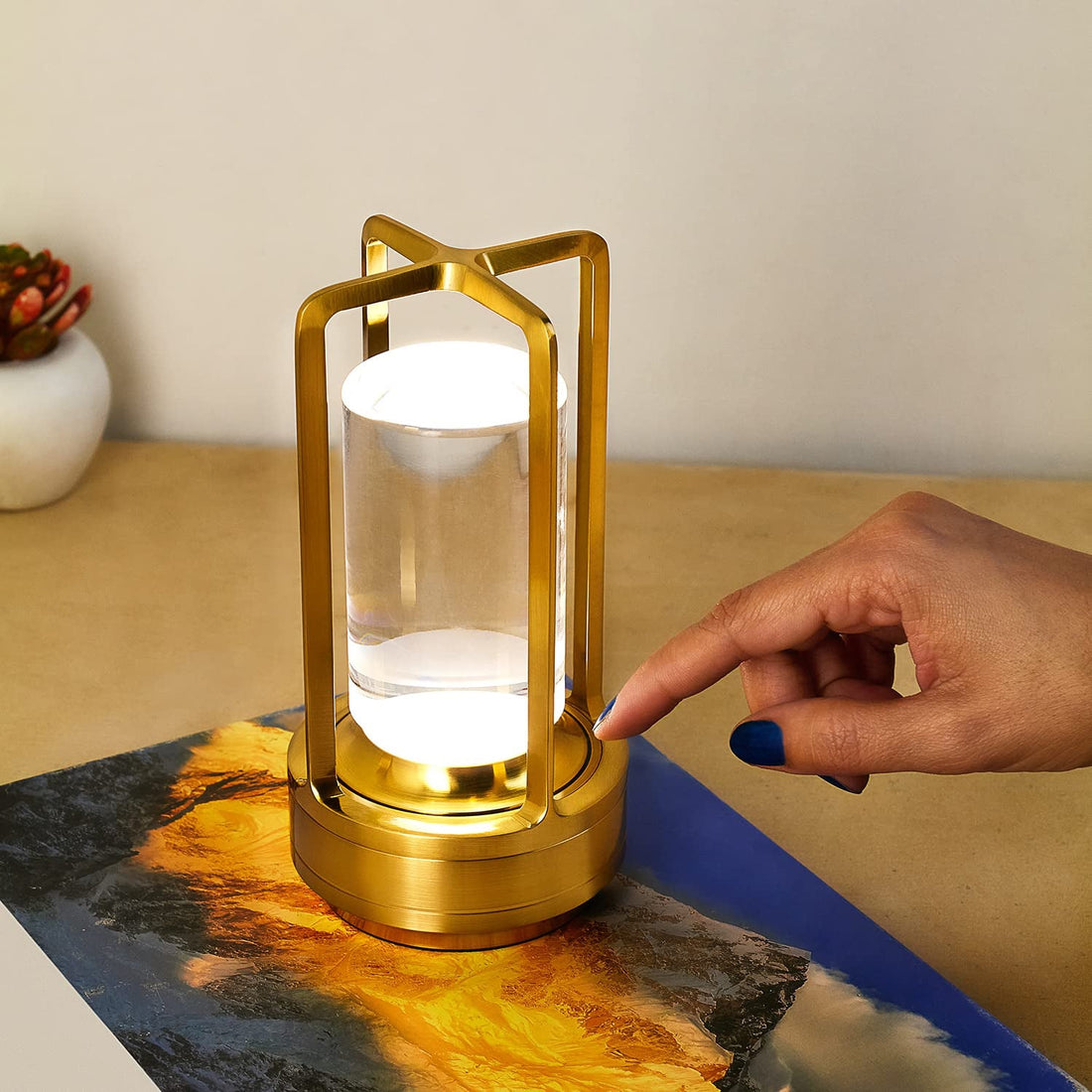 Crystal Lantern Lamp, Crystal Lantern Table Lamp, 3 Colors Rechargeable Cordless Led Lights for Restaurant / Bedroom Lights (1 Pc) - Shopmania Wholesale