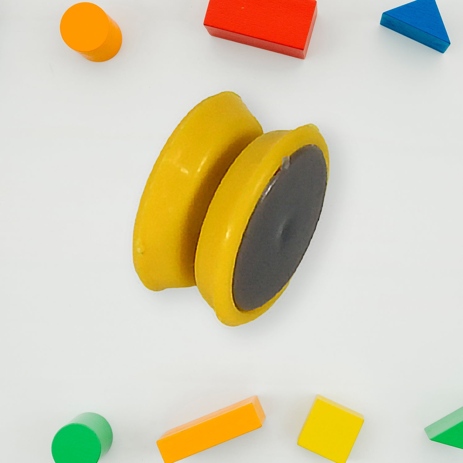Small yoyo toy with string, rotating yoyo toy, brain exerciser for kids - Shopmania Wholesale