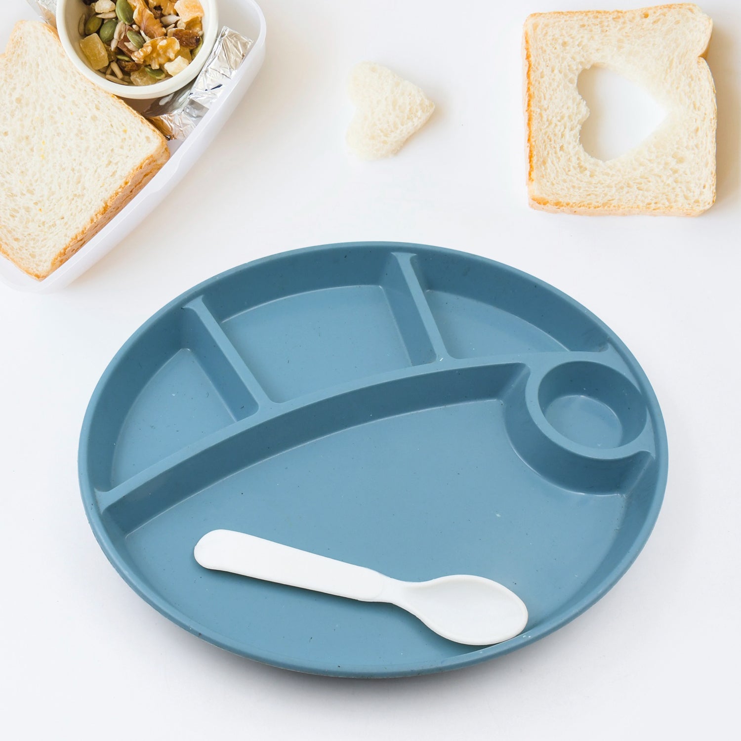 Plastic Food Plates / Biodegradable 5 Compartment Plate With Spoon for Food Snacks / Nuts / Desserts Plates for Kids, Reusable Plates for Outdoor, Camping, BPA-free (1 Pc) - Shopmania Wholesale