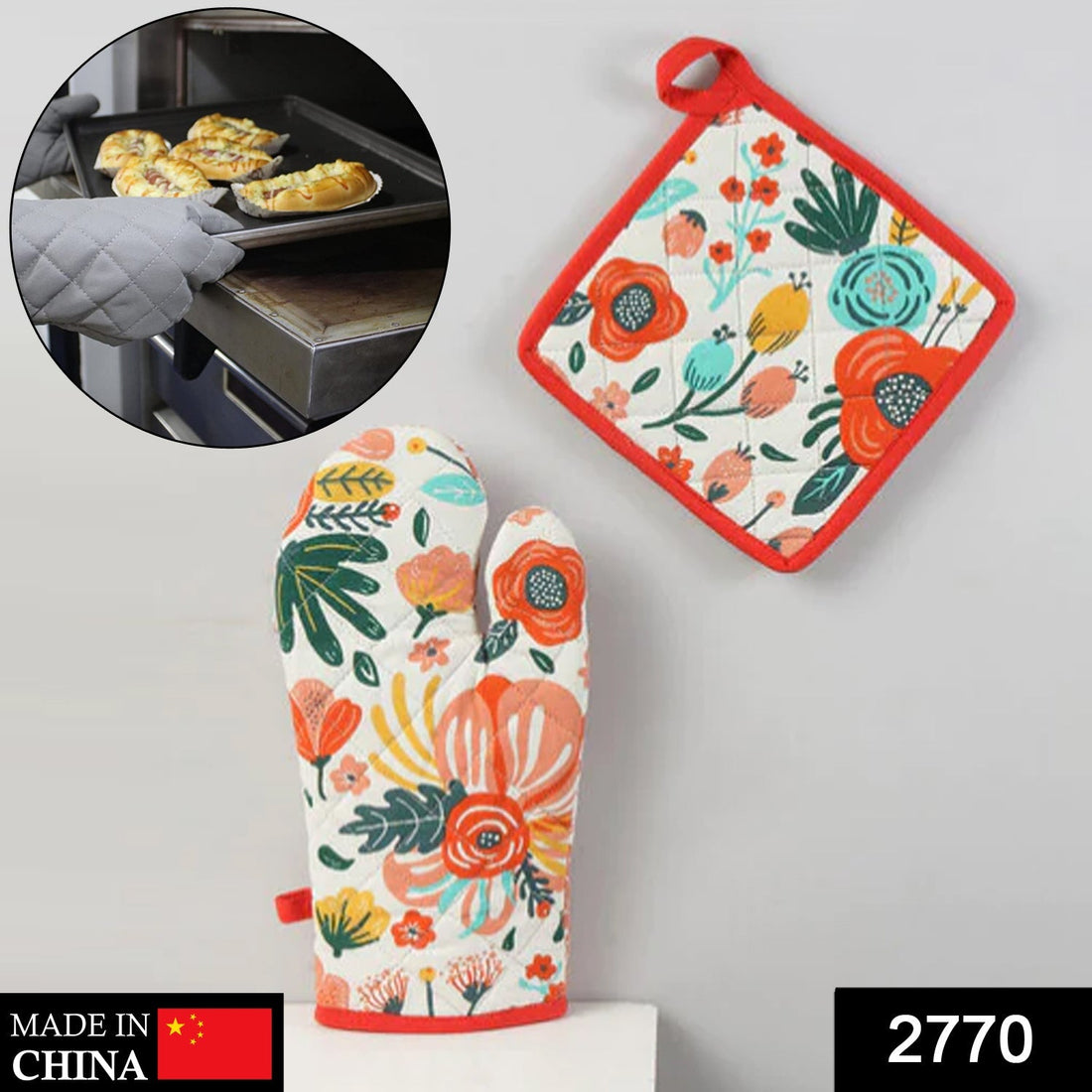 Cotton oven mitt gloves for professional kitchen use