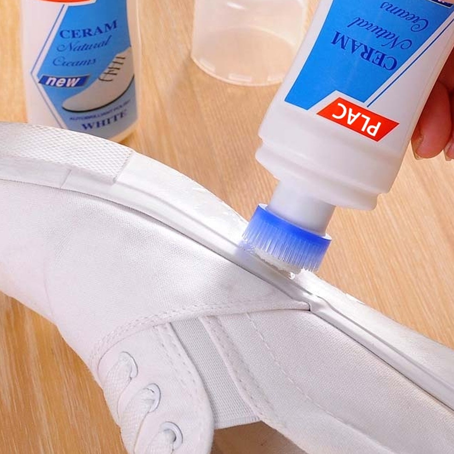White Shoe Brightener with Removal of Dirt and Whitening Function White Shoes Cleaner with Brush Head for Dirty Shoe Polish Natural Waxes (75 ML) - Shopmania Wholesale