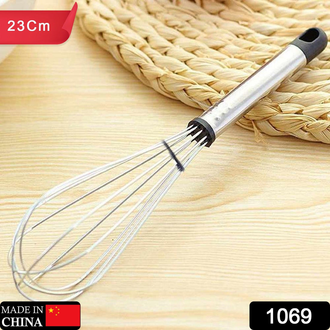 Hand wire whisk for mixing and whisking, multipurpose design.