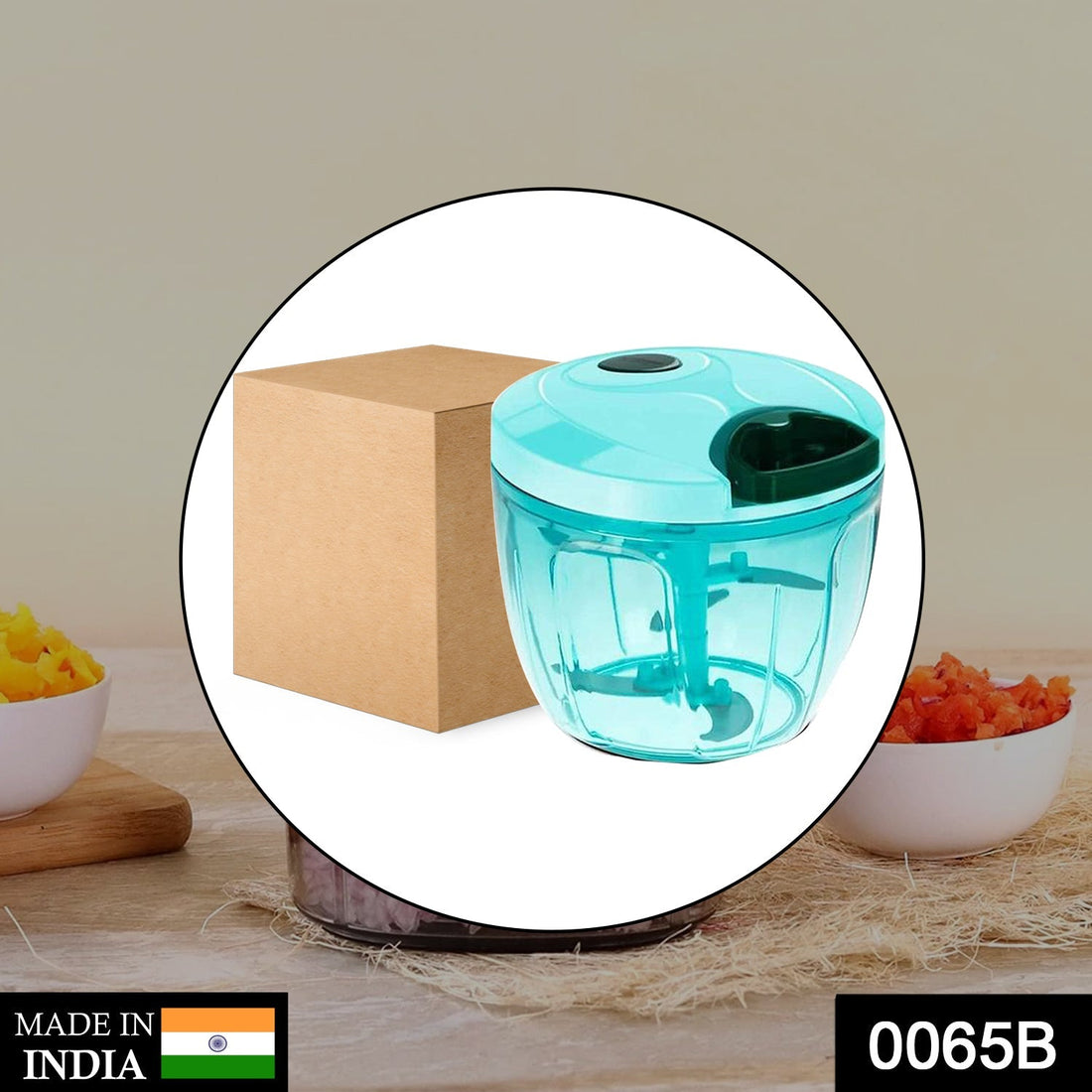Handheld vegetable chopper with five stainless steel blades and a 750 ml container