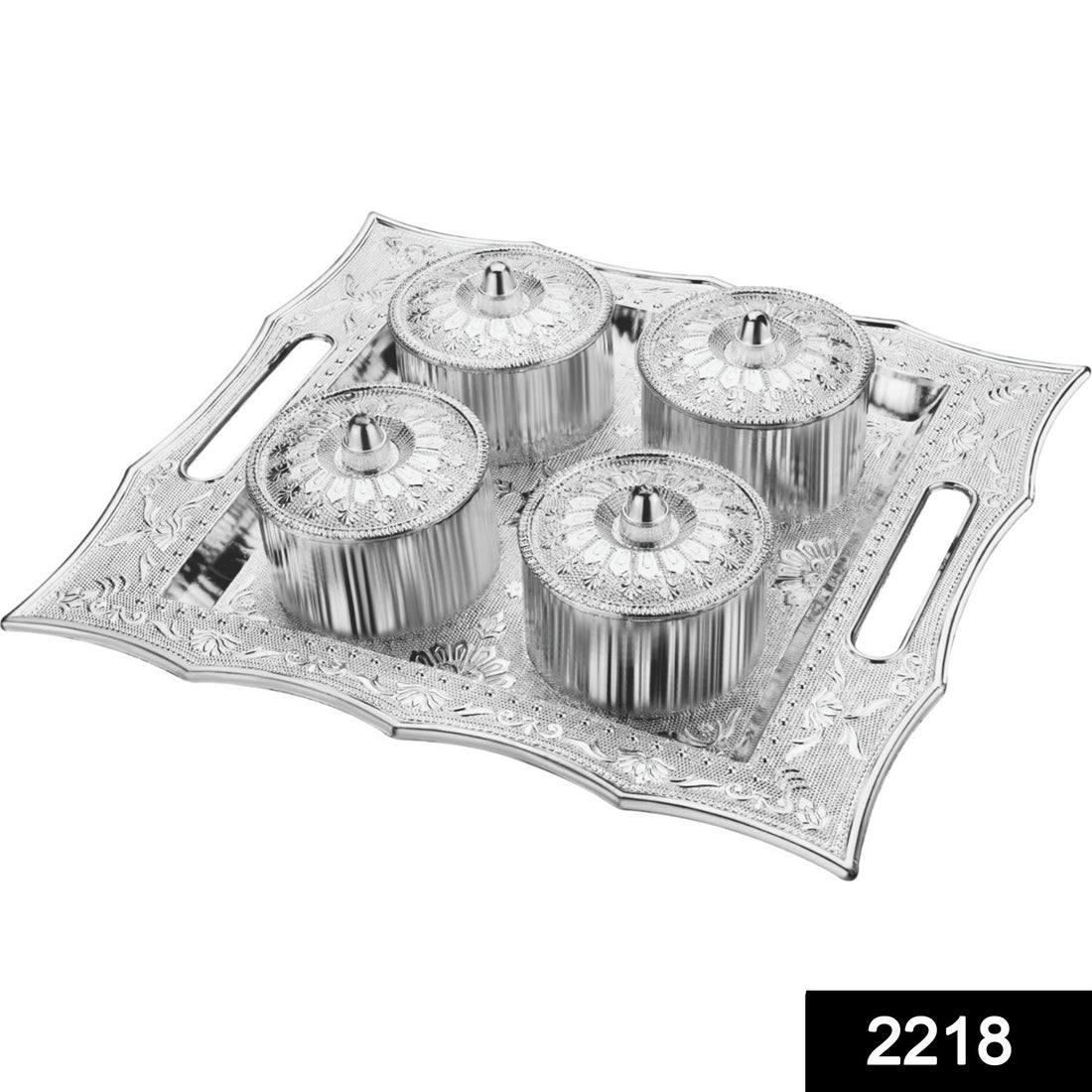 Airtight snack tray with 4 section bowls.