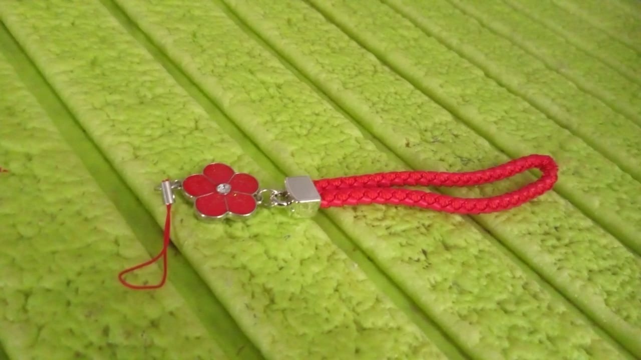 Flower Shape metal alloy pendant Nylon Braided leather hand strap lanyard phone (1 Pc / Multicolor) your brand