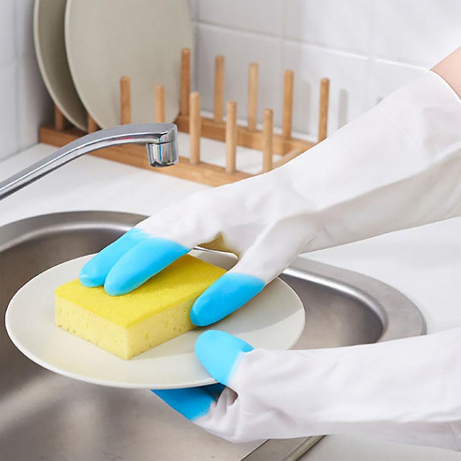 Long rubber latex gloves for kitchen and household cleaning, comfortable fit.