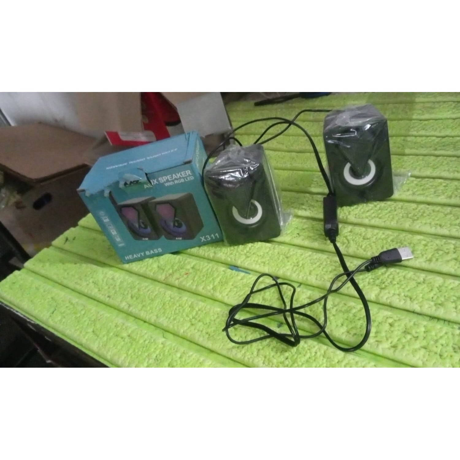 RGB Desktop Speakers, Plug, and Play USB Powered Speaker (2 Pc Set) - Shopmania Wholesale