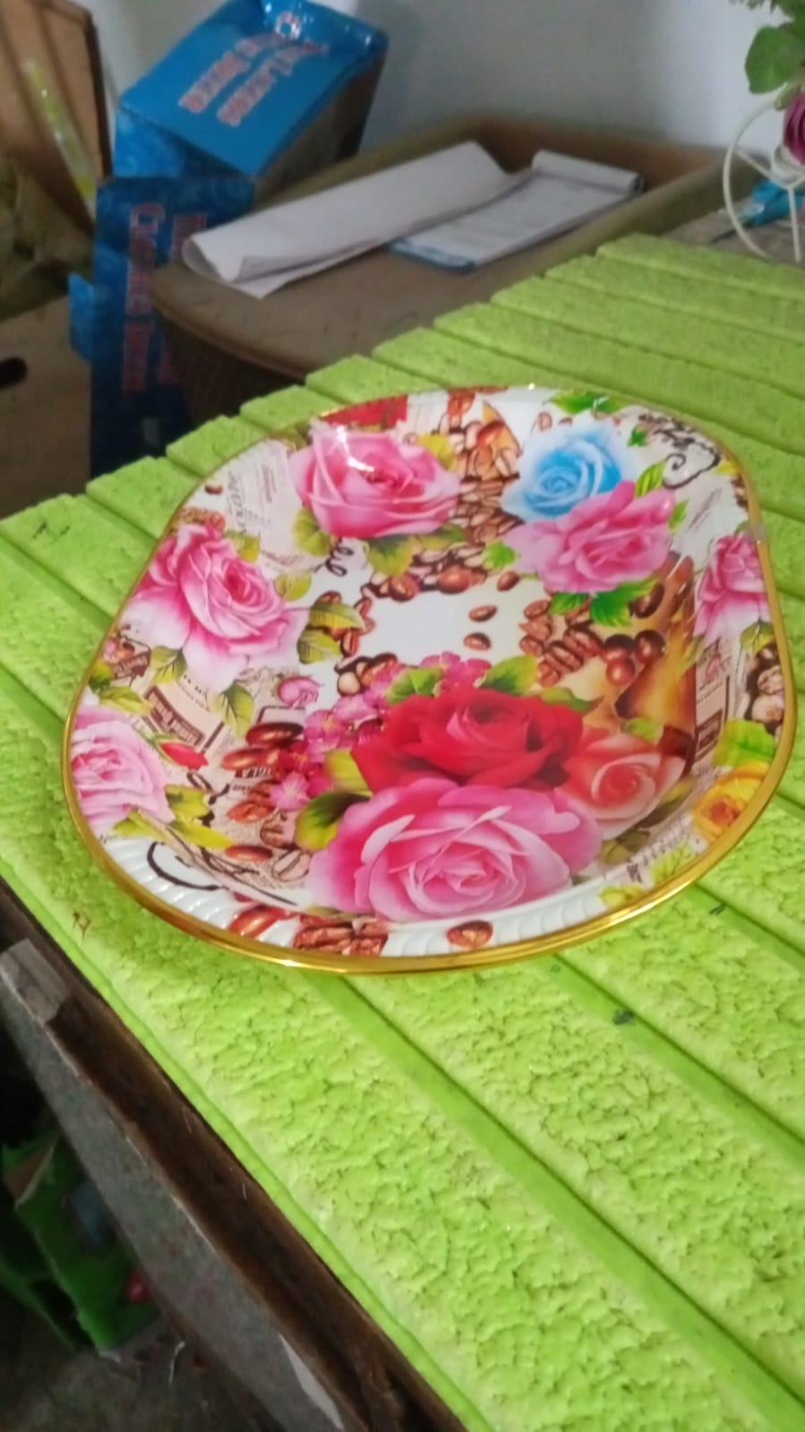 Big Plastic Flower Printed Design Serving Tray (1 Pc / 35 x 24 CM / Mix Color) - Shopmania Wholesale