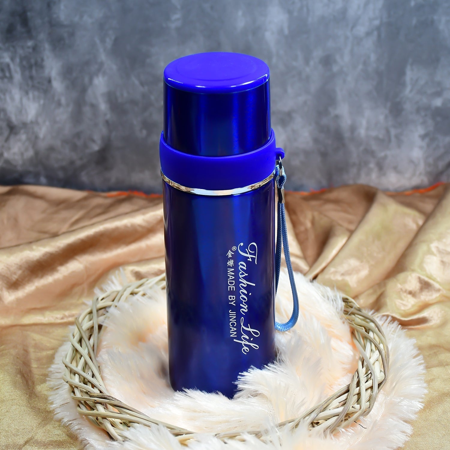 1PC STAINLESS STEEL MIX BOTTLES FOR STORING WATER AND SOME OTHER TYPES OF BEVERAGES ETC. your brand