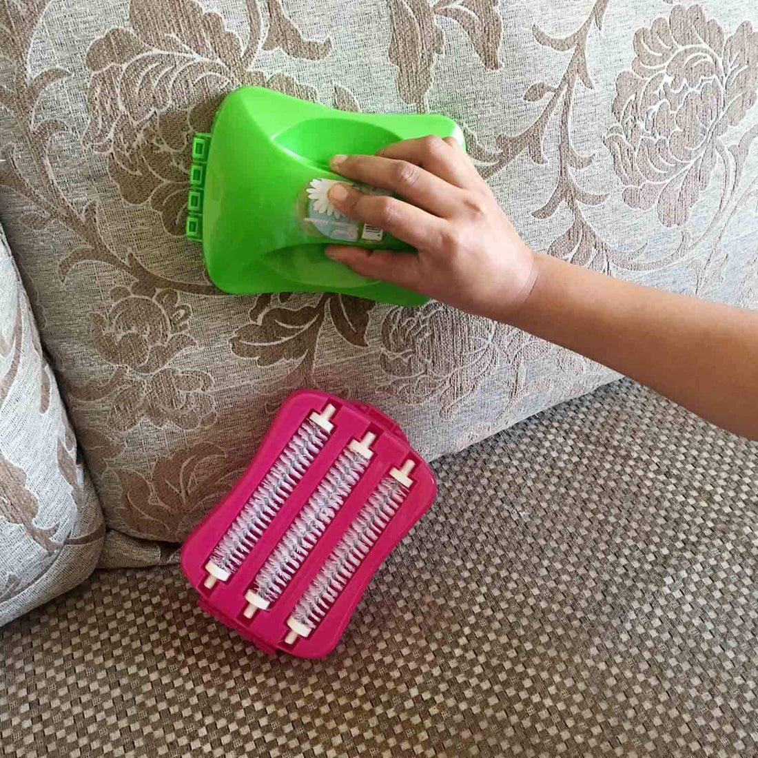 Plastic Handheld Carpet Roller Brush Cleaning with Dust Crumb Collector, Wet, and Dry Brush your brand