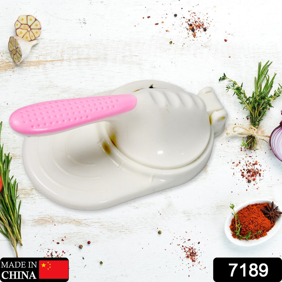 Manual dumpling machine