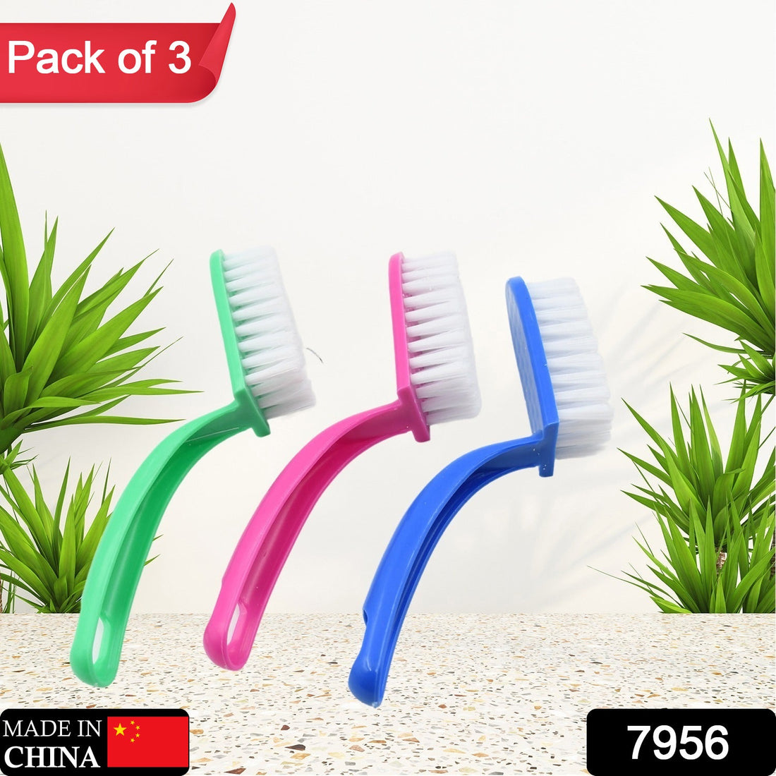 Set of three multi-purpose kitchen cleaning brushes for fish and vegetables.