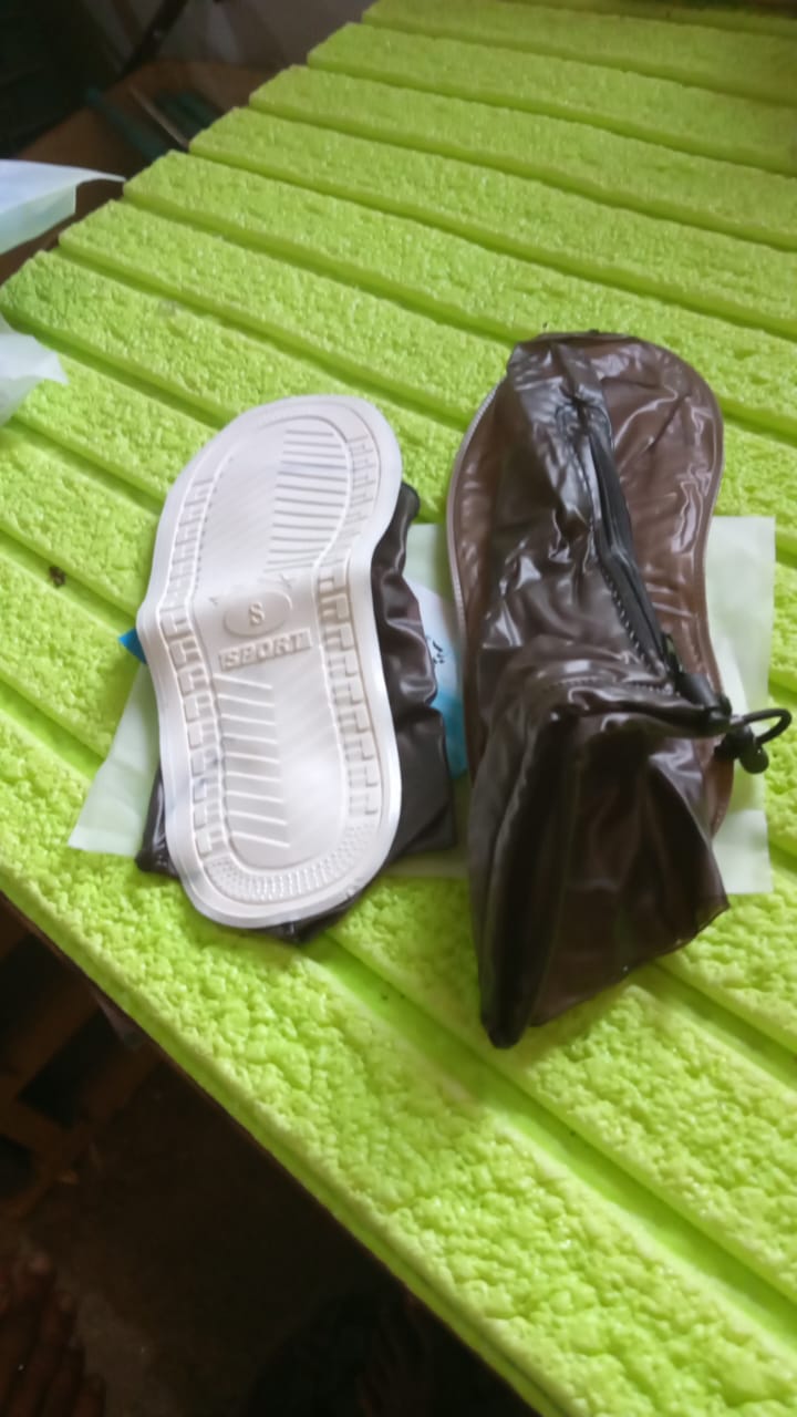 Plastic Shoes Cover Reusable Anti-Slip Boots Zippered Overshoes Covers Transparent Waterproof Snow Rain Boots for Kids / Adult Shoes, for Rainy Season (1 Pair / Small Size) - Shopmania Wholesale