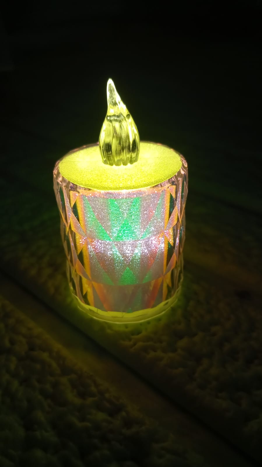 4 Pc Flameless and Smokeless Decorative Melting Candles LED Tea Light - Shopmania Wholesale