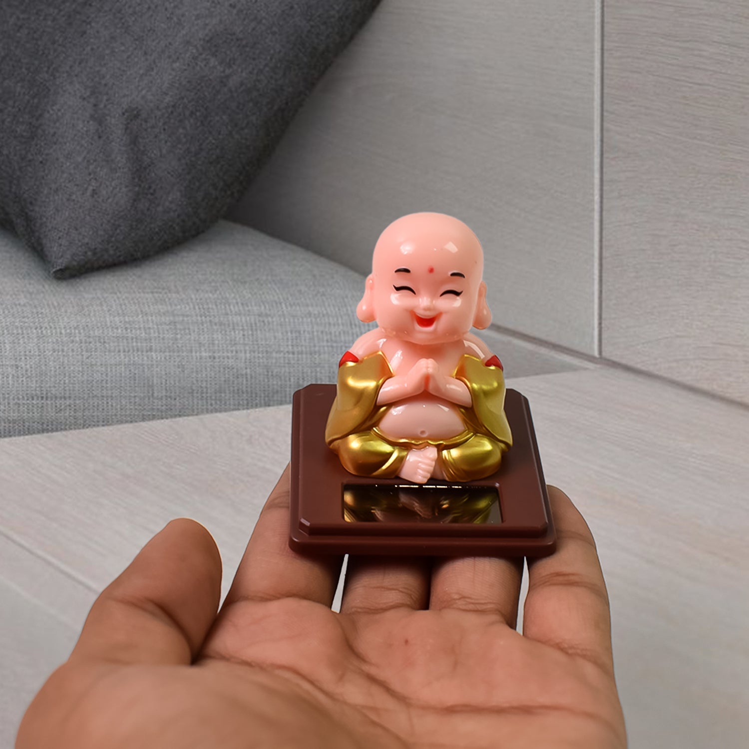 Solar Power Moving Head Buddha Statue Car Ornament (1 Pc  Mix Color) - Shopmania Wholesale