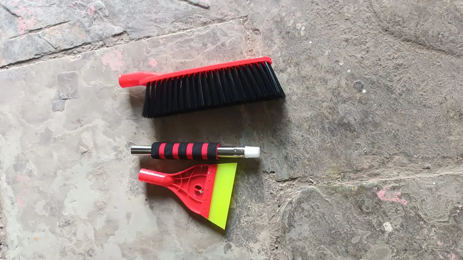 Ice Scraper Car Snow Brush 2 in 1 Comfortable Grip (1 Pc / 67 Cm Long) your brand