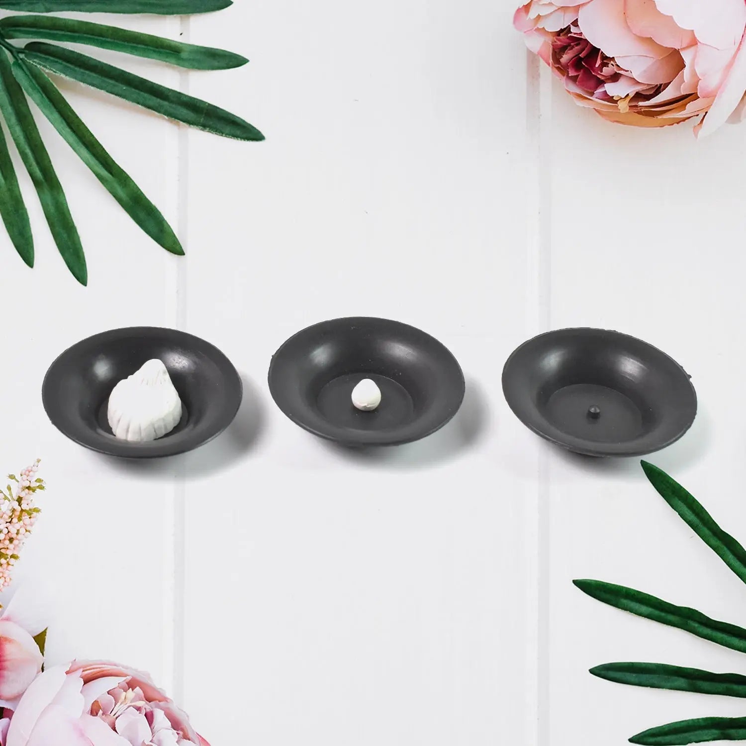 Small Magic Egg to  Hen / Chicken Toy (1 Pc / Mix Color & Design) your brand