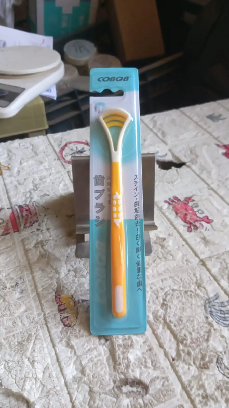 Tongue Scraper and Tongue Brush Great for Oral Care, Help Fights Bad Breath and Freshen The Breath, Tongue Cleaner for Adults and Kids, Easy to Use, Comfortable Safe and Anti-Slip Simple and Stylish Odor Removal (1 Pc) your brand