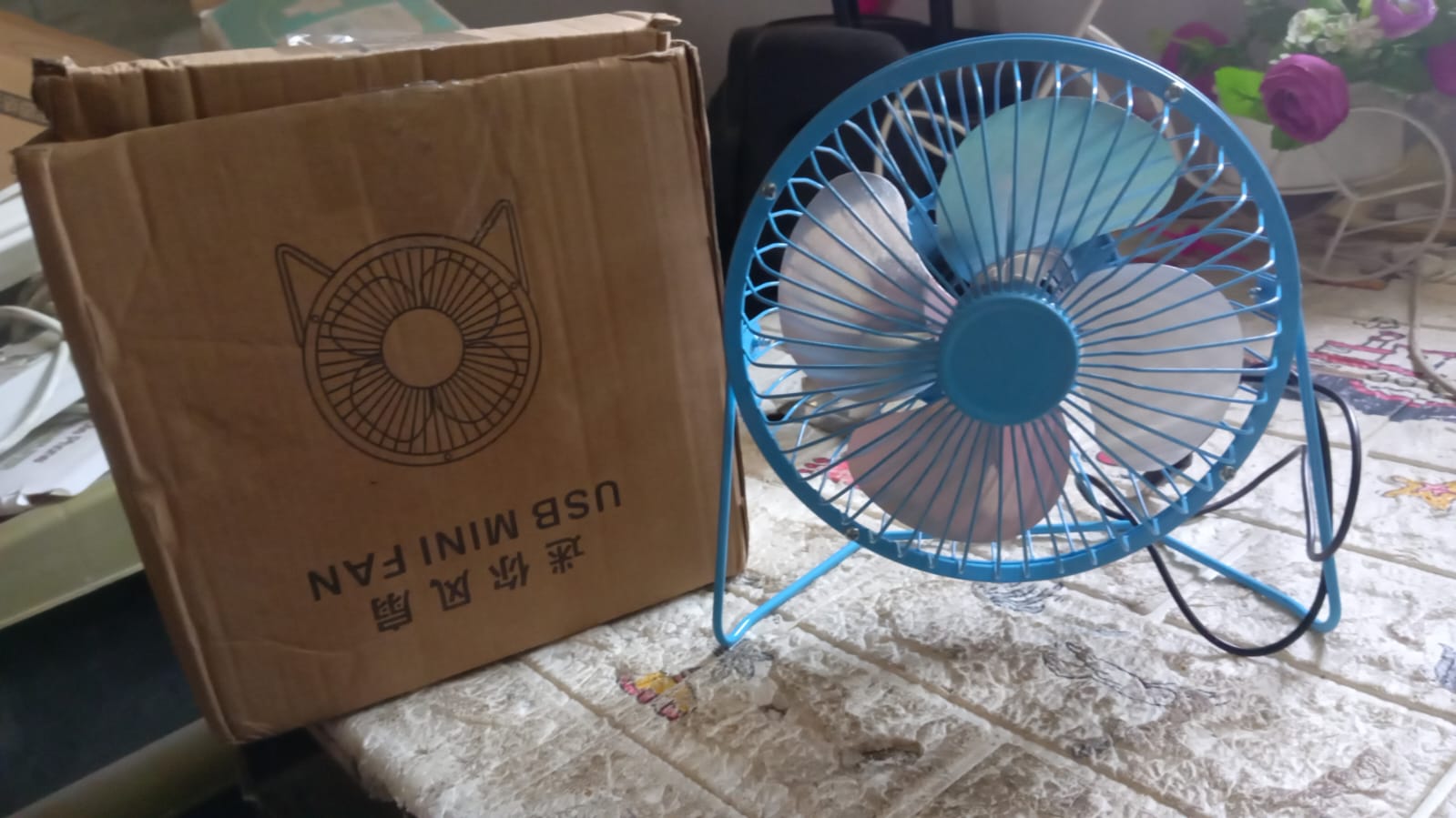 USB Table Desk Personal Metal Electronic Fan, Compatible with Computers, Laptops, Student Dormitory, Suitable For Office, School Use (1 Pc) - Shopmania Wholesale