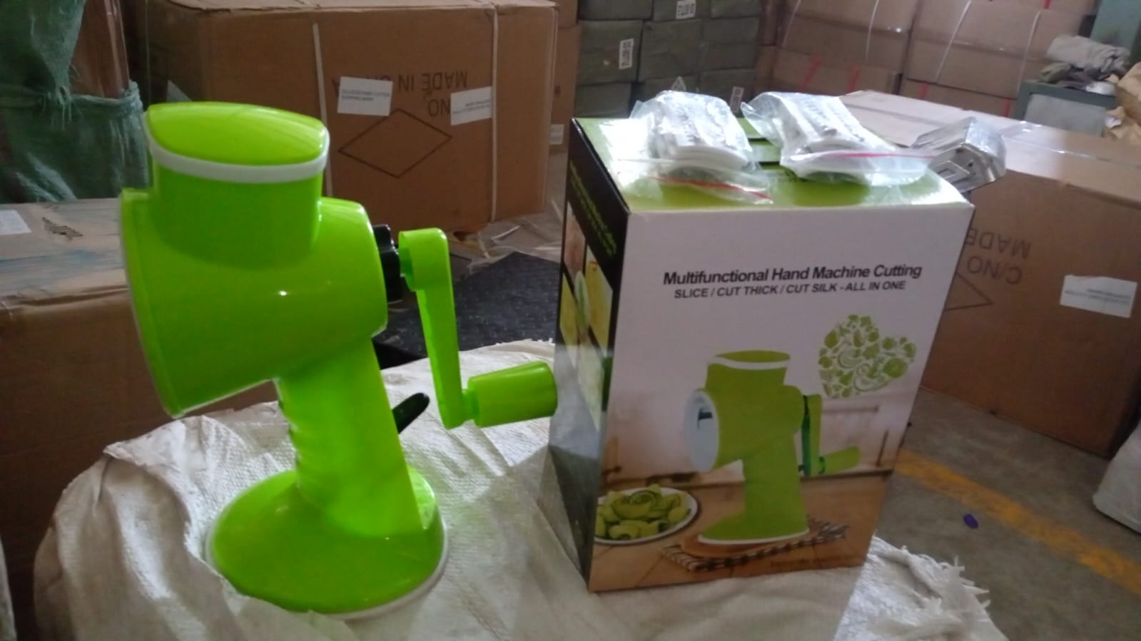 6 in 1 Multi functional Vegetable Cutter & Slicer Hand Machine Cutting, Slice, Cut Thick, Cut Silk All in one –Vegetable Chopper Cutter & Slicing Cutter Barrel - Vegetable Grater with 6 Removable Blades - Shopmania Wholesale