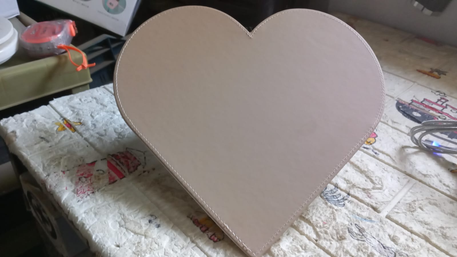 Heart Shape Board For Art and Thick Pad of Heart Shape for Art your brand