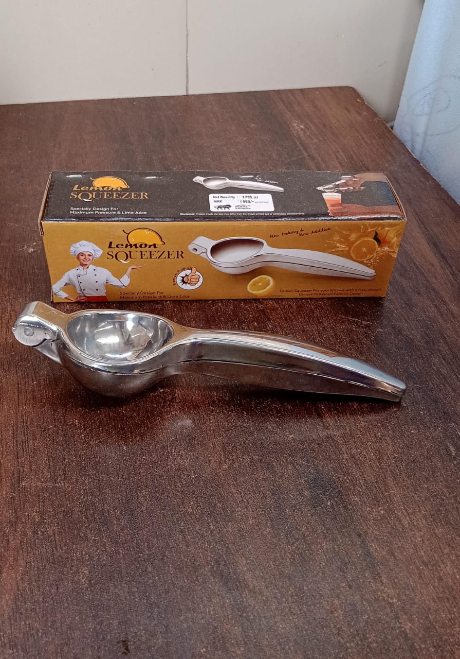Premium Lemon Squeezer, Large Heavy Duty Handheld Juicer for Lemon, Stainless Steel Hand Press Citrus Juicer (1 Pc) - Shopmania Wholesale